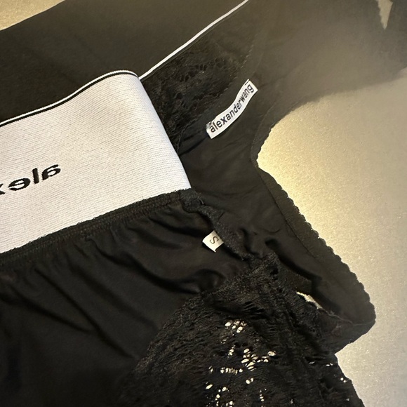 To small - Picture 4 of 4